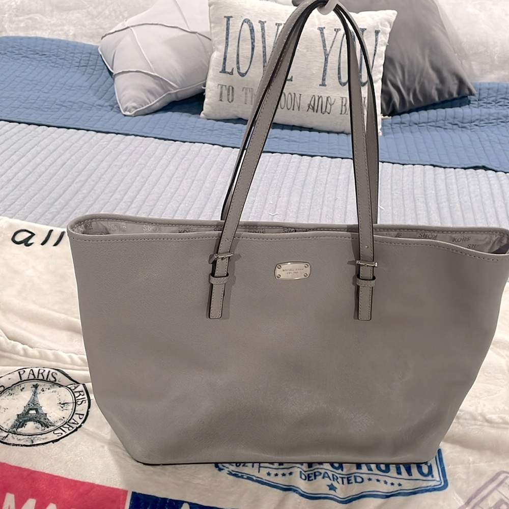 Michael Kors Tote